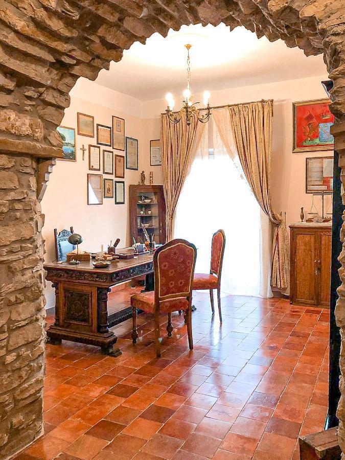 Palazzo Pascale Bed & Breakfast Casal Sottano Dış mekan fotoğraf