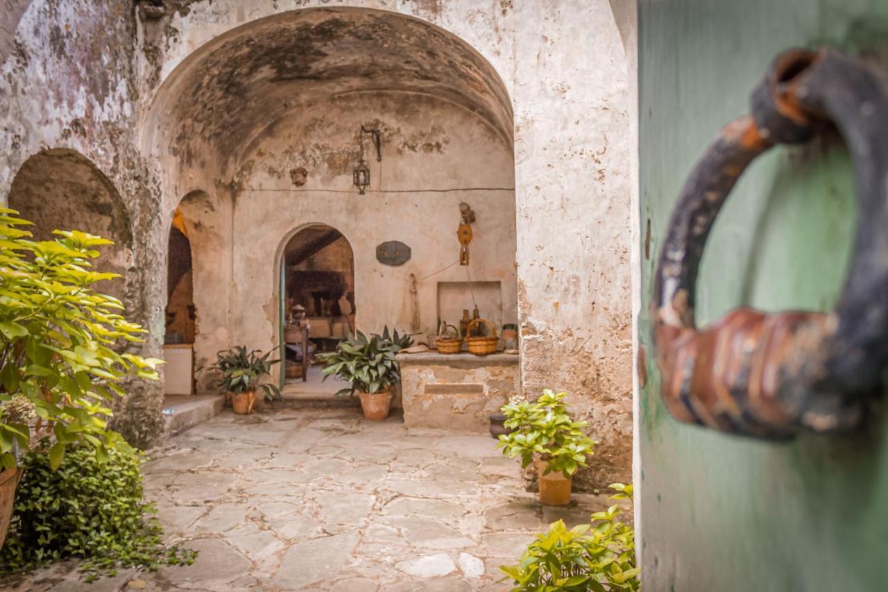 Palazzo Pascale Bed & Breakfast Casal Sottano Dış mekan fotoğraf